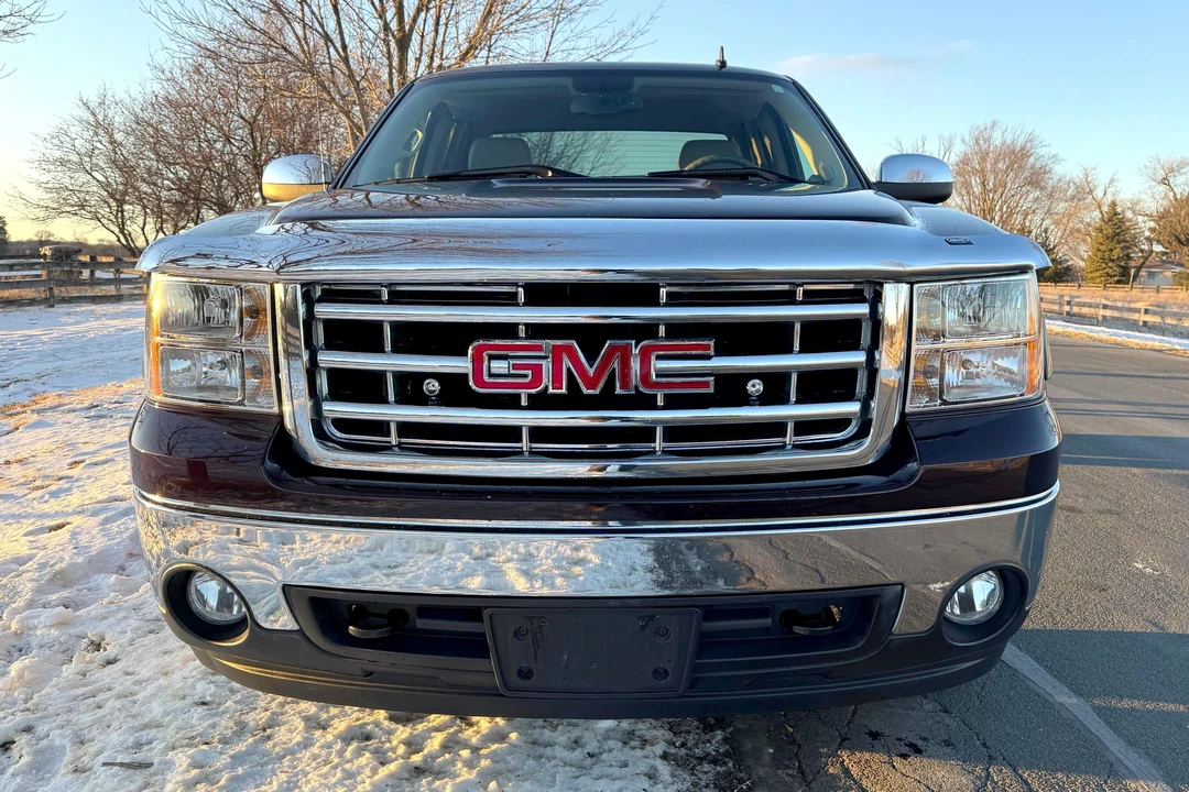 2008 GMC Sierra 3rd Gen - Image 2 of 31