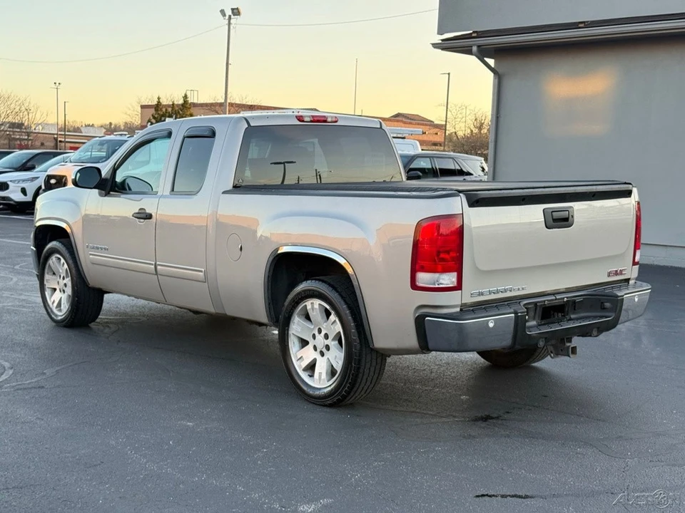 2008 GMC Sierra 3rd Gen - Image 5 of 12