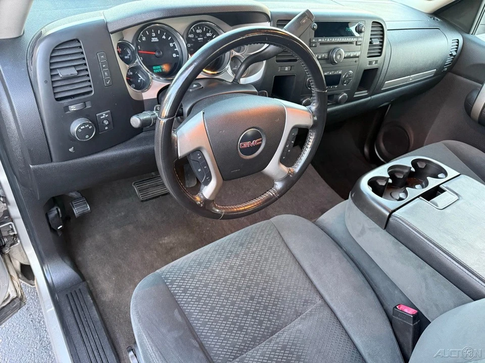 2008 GMC Sierra 3rd Gen - Image 11 of 12