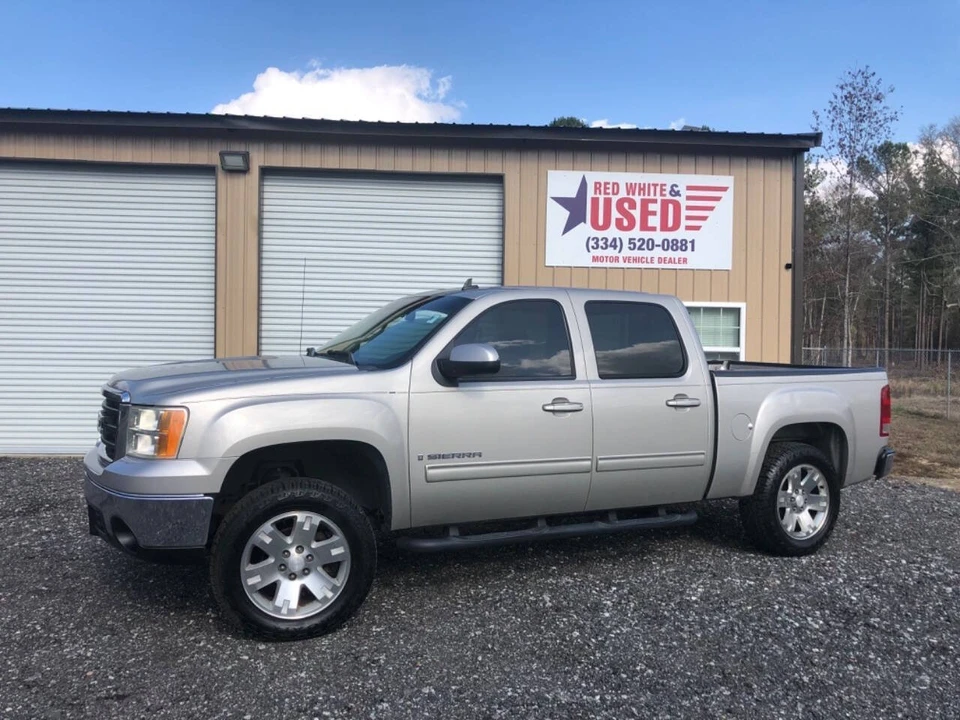 2008 GMC Sierra 3rd Gen - Image 2 of 17