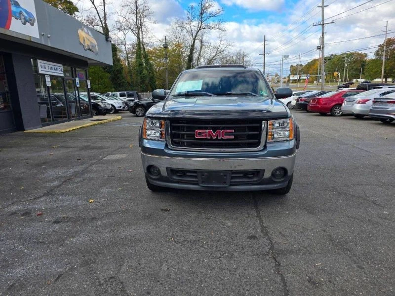 2008 GMC Sierra 2nd Gen - Image 2 of 7