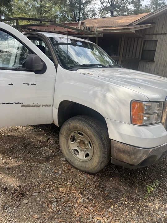 2008 GMC Sierra Heavy Duty 3rd Gen - Image 3 of 13