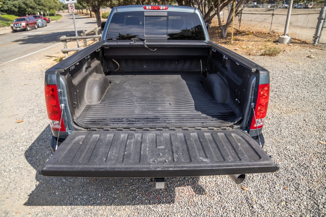 2008 GMC Sierra Heavy Duty 3rd Gen - Image 11 of 31