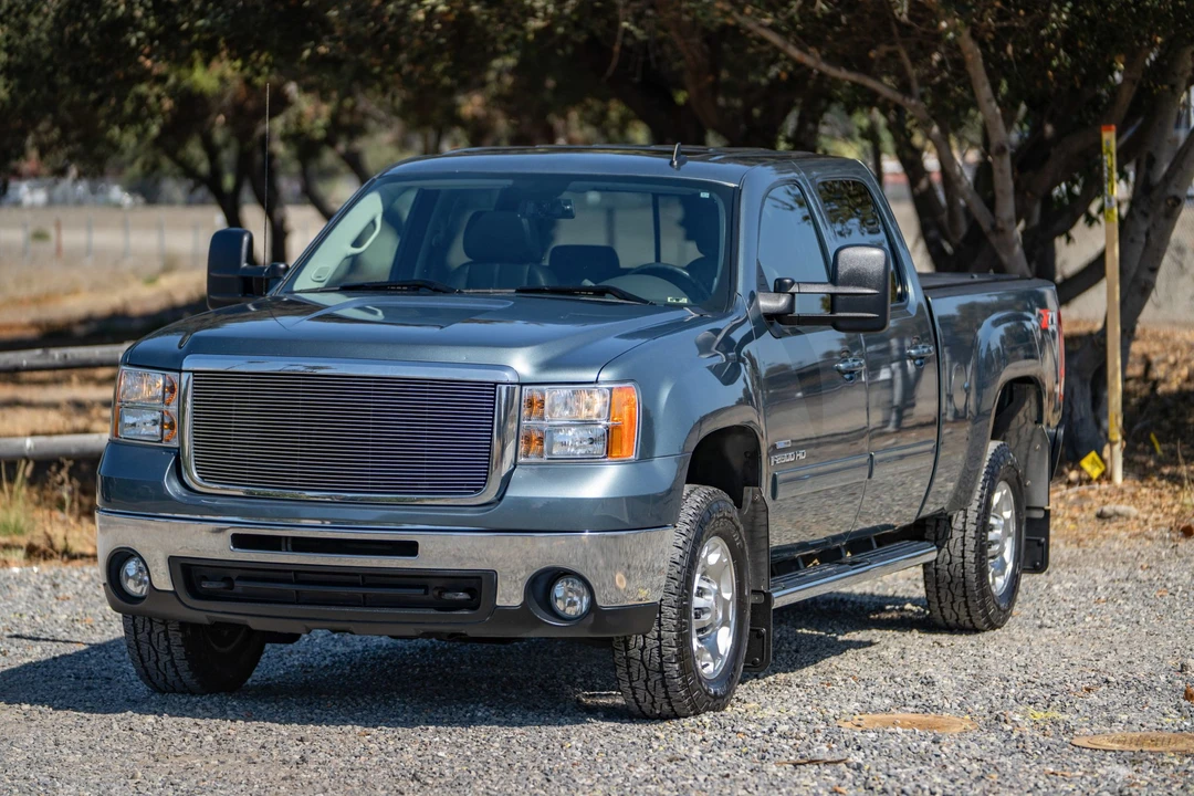 2008 GMC Sierra Heavy Duty 3rd Gen - Image 2 of 31