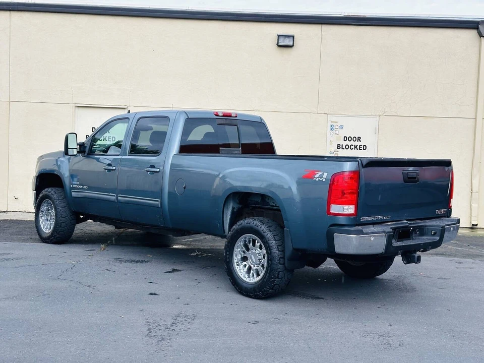 2008 GMC Sierra Heavy Duty 3rd Gen - Image 9 of 17