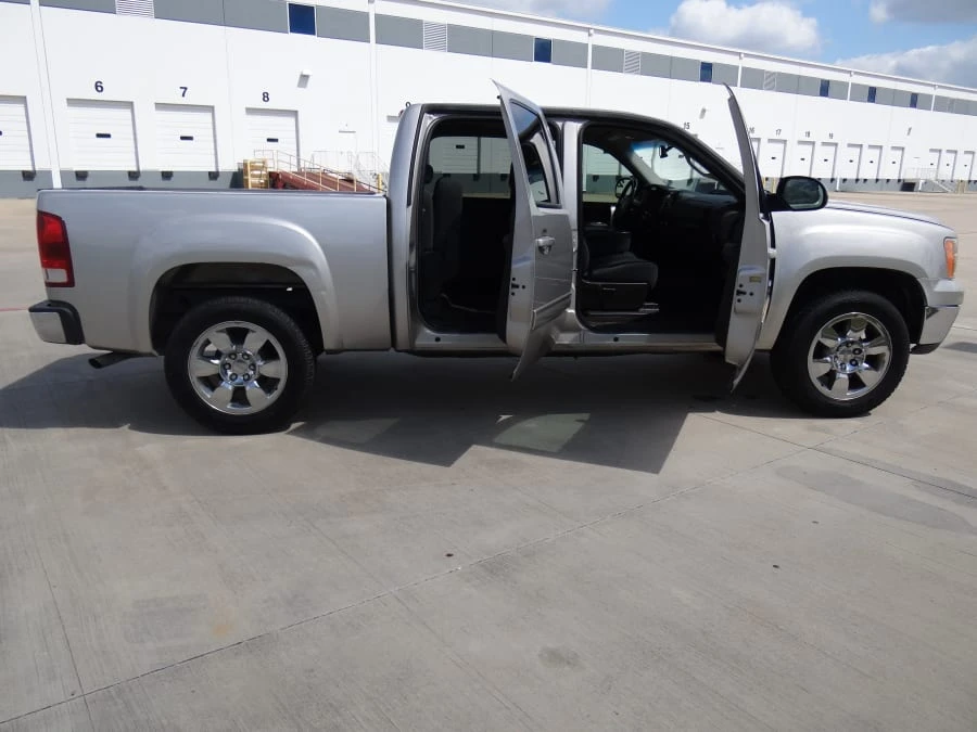 2008 GMC Sierra 3rd Gen - Image 4 of 11