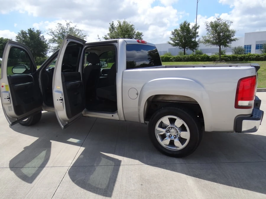 2008 GMC Sierra 3rd Gen - Image 9 of 11