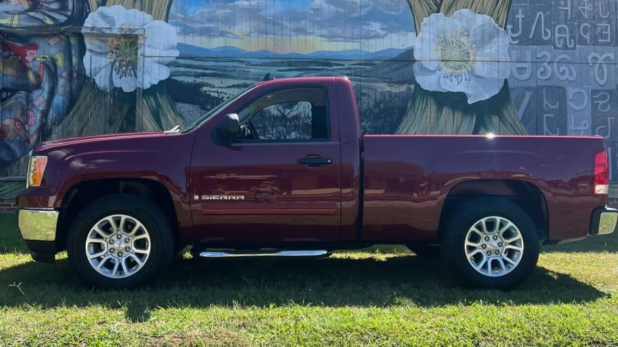 2008 GMC Sierra 3rd Gen - Image 2 of 15