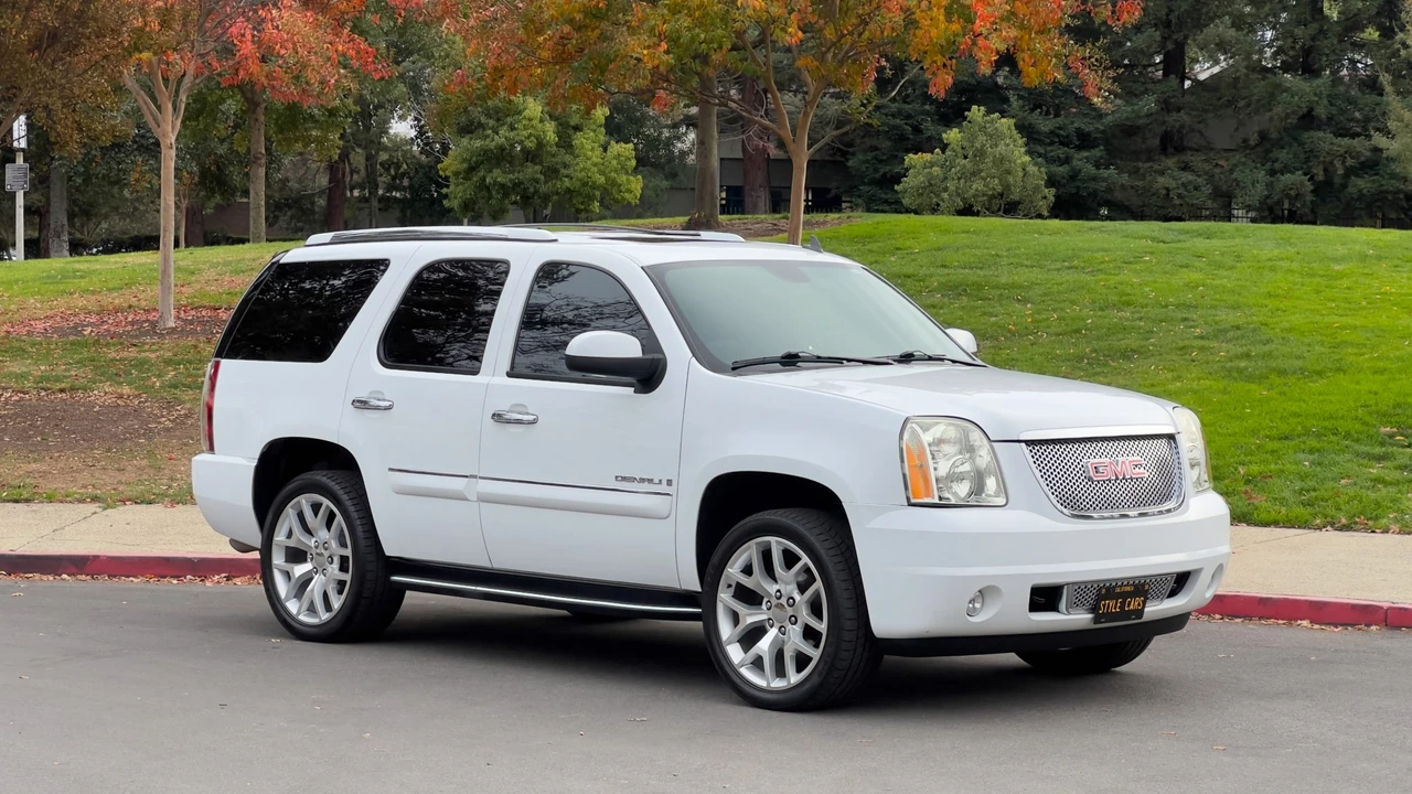 2008 GMC Yukon 3rd Gen - Image 16 of 31