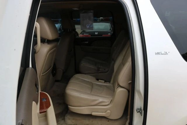 2008 GMC Yukon 3rd Gen - Image 14 of 17
