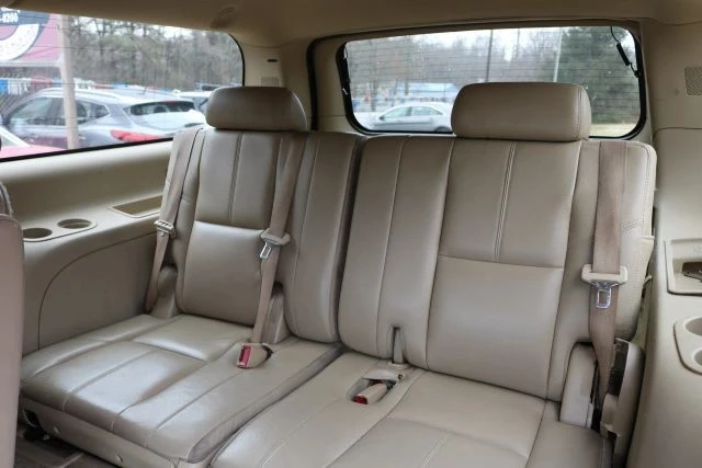 2008 GMC Yukon 3rd Gen - Image 10 of 17