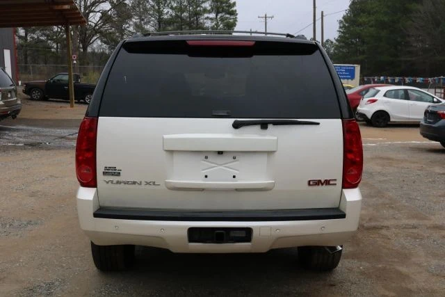 2008 GMC Yukon 3rd Gen - Image 4 of 17