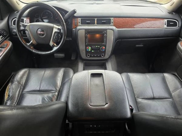 2008 GMC Yukon 3rd Gen - Image 17 of 19