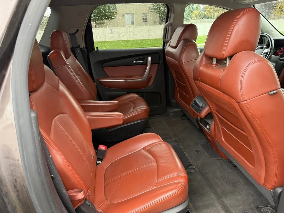 2008 GMC Acadia - Image 11 of 12