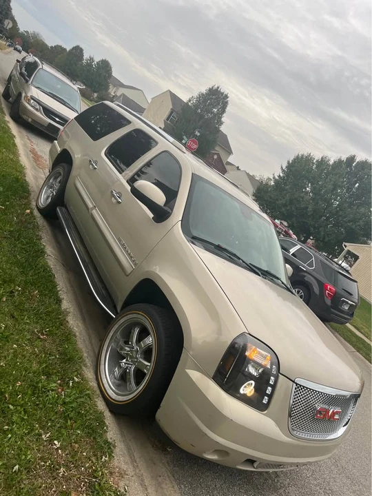 2008 GMC Yukon 3rd Gen - Image 7 of 10
