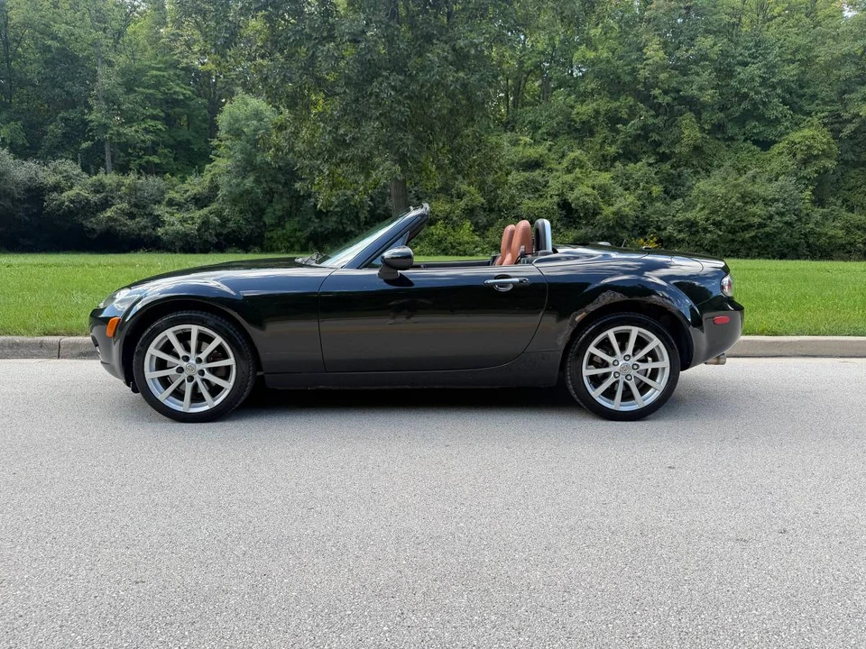 2008 Mazda NC MX-5 Miata - Image 6 of 13