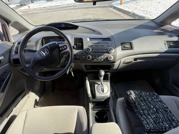 2008 Honda Civic 8th Gen - Image 8 of 15