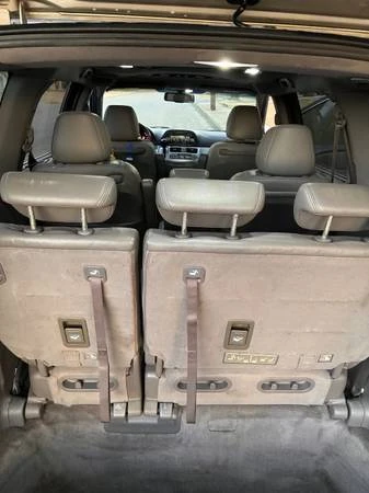 2008 Honda Odyssey - Image 11 of 17