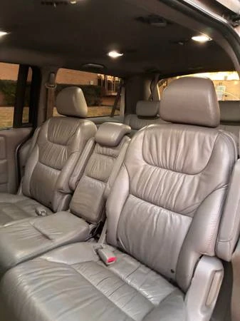 2008 Honda Odyssey - Image 12 of 17
