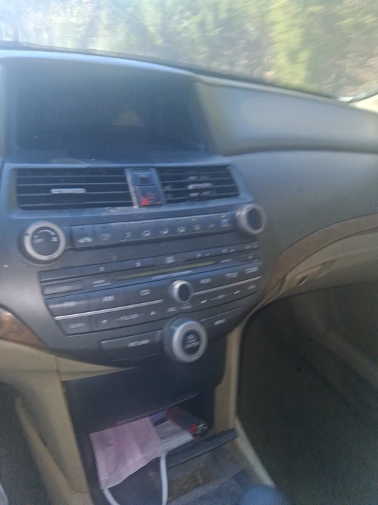 2008 Honda Accord 8th Gen - Image 9 of 11