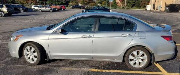 2008 Honda Accord 8th Gen - Image 5 of 12