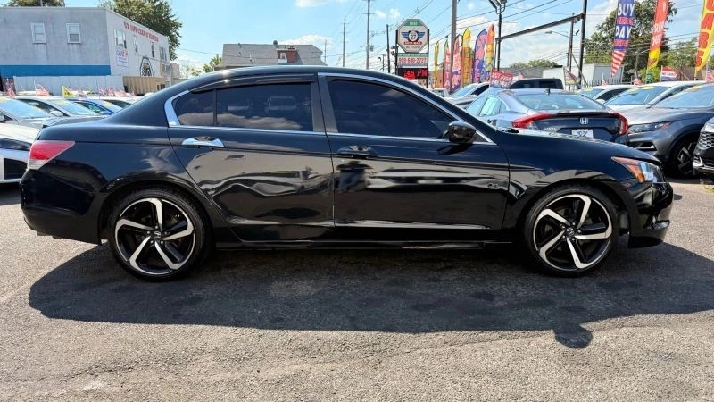 2008 Honda Accord 8th Gen - Image 10 of 12