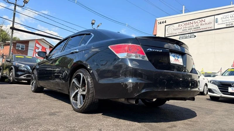 2008 Honda Accord 8th Gen - Image 9 of 12