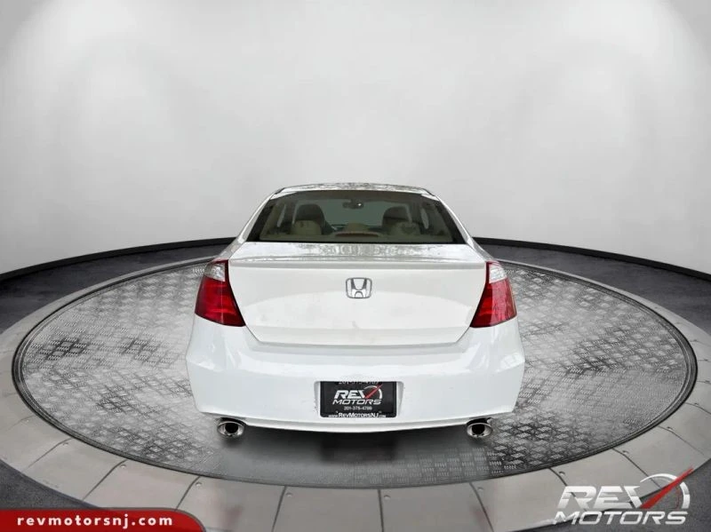 2008 Honda Accord 8th Gen - Image 4 of 12