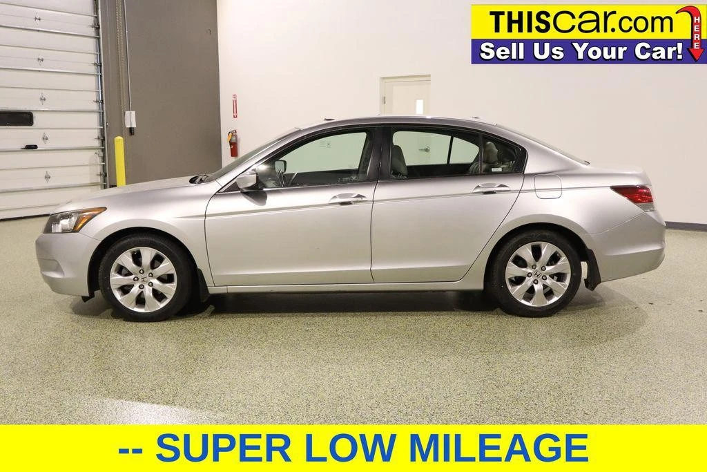2008 Honda Accord 8th Gen - Image 5 of 12