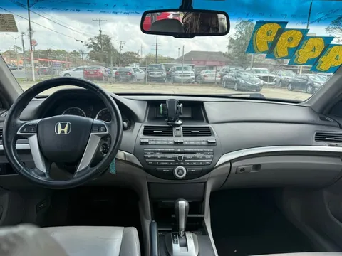 2008 Honda Accord 8th Gen - Image 4 of 6