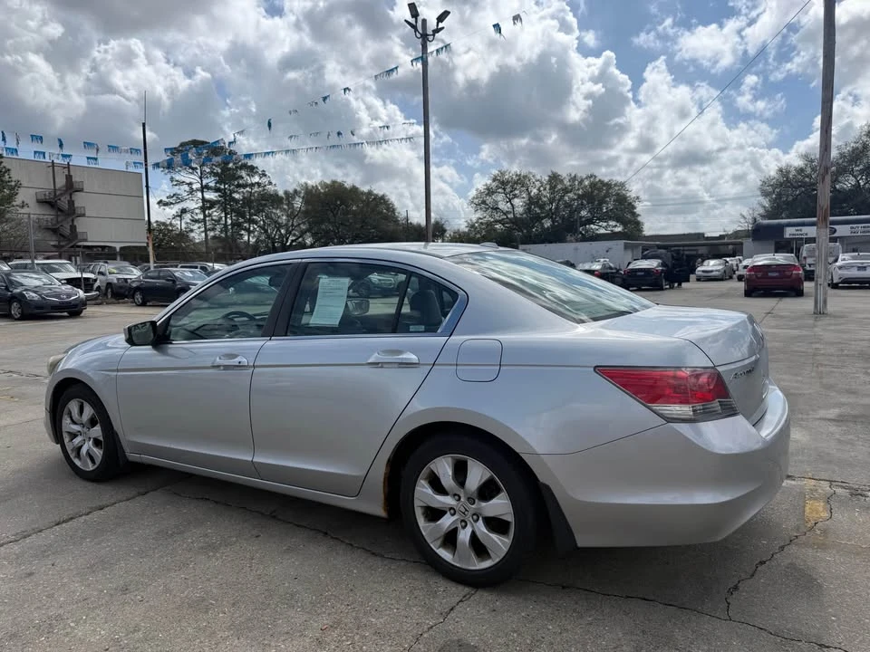 2008 Honda Accord 8th Gen - Image 3 of 6