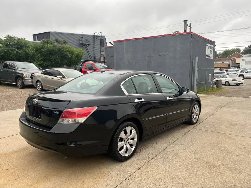 2008 Honda Accord 8th Gen - Image 3 of 6