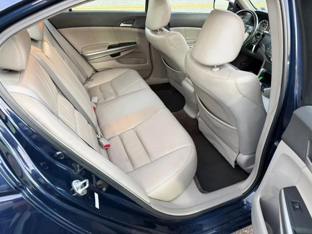 2008 Honda Accord 8th Gen - Image 9 of 10