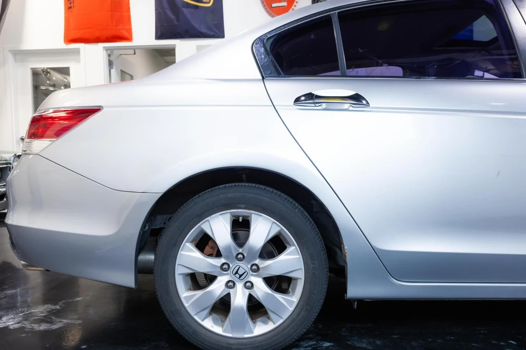 2008 Honda Accord 8th Gen - Image 17 of 21
