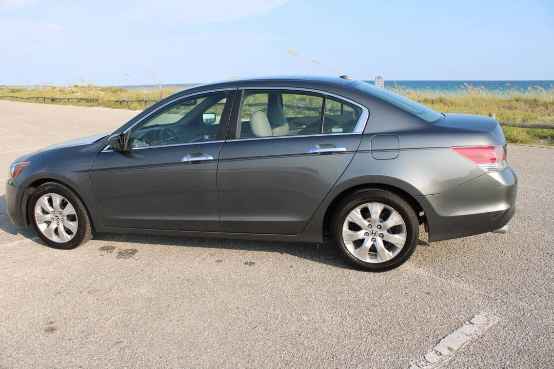2008 Honda Accord 8th Gen - Image 6 of 21