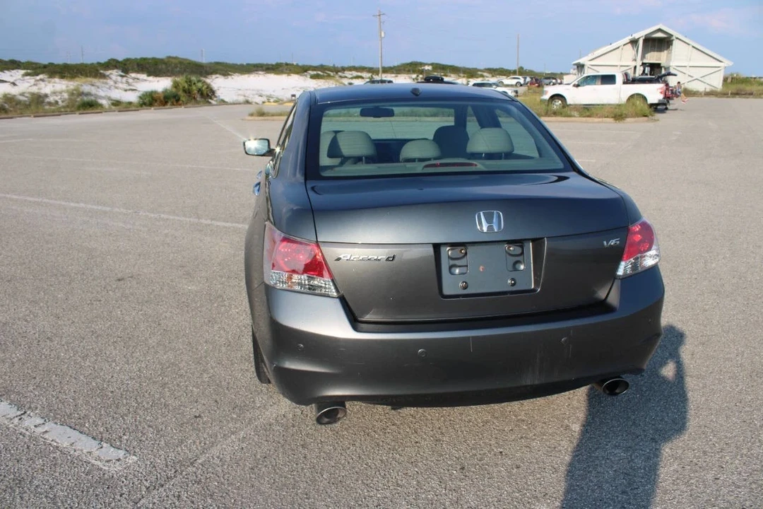 2008 Honda Accord 8th Gen - Image 11 of 21