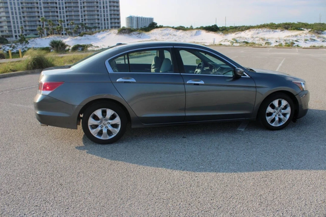 2008 Honda Accord 8th Gen - Image 18 of 21