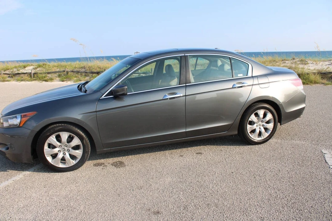 2008 Honda Accord 8th Gen - Image 4 of 21