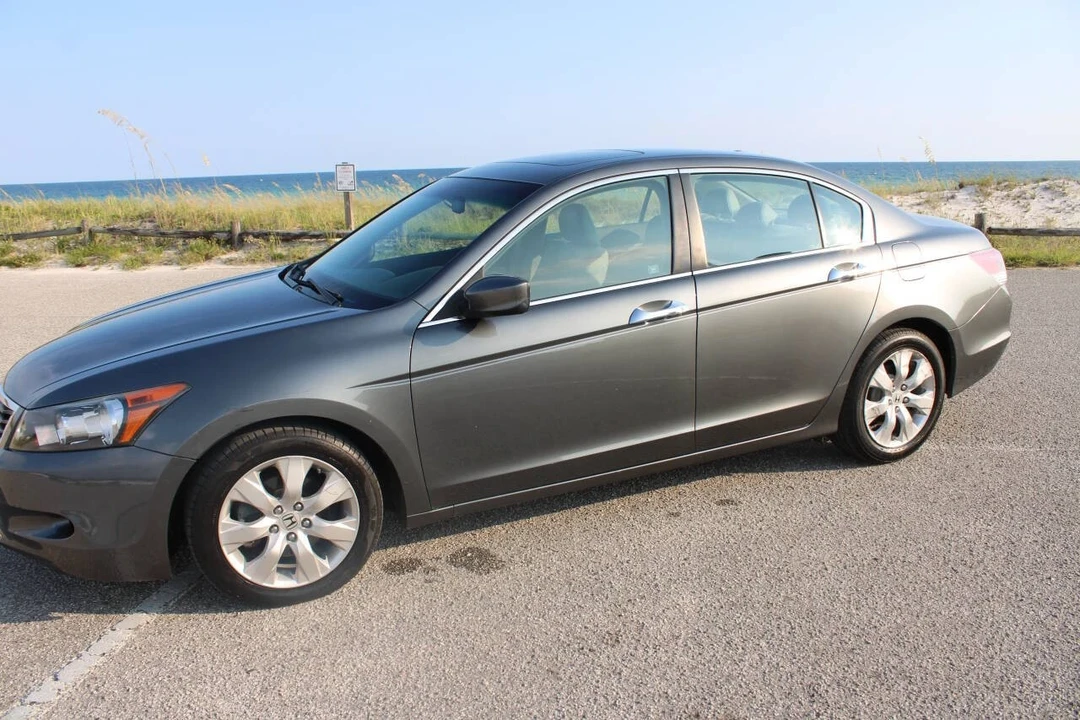 2008 Honda Accord 8th Gen - Image 3 of 21