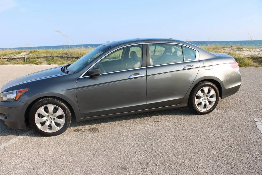 2008 Honda Accord 8th Gen - Image 4 of 21