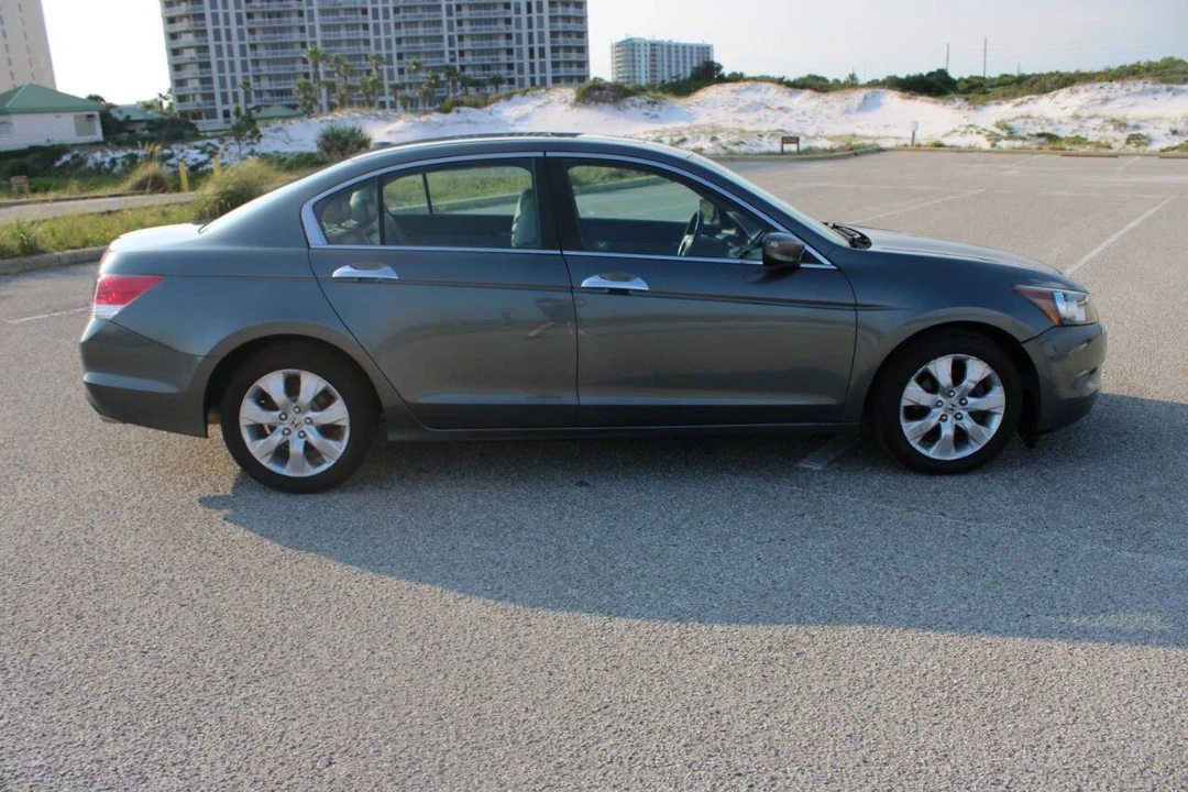 2008 Honda Accord 8th Gen - Image 19 of 21