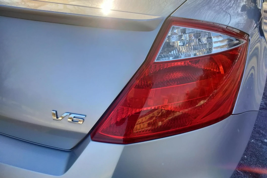 2008 Honda Accord 8th Gen - Image 16 of 31