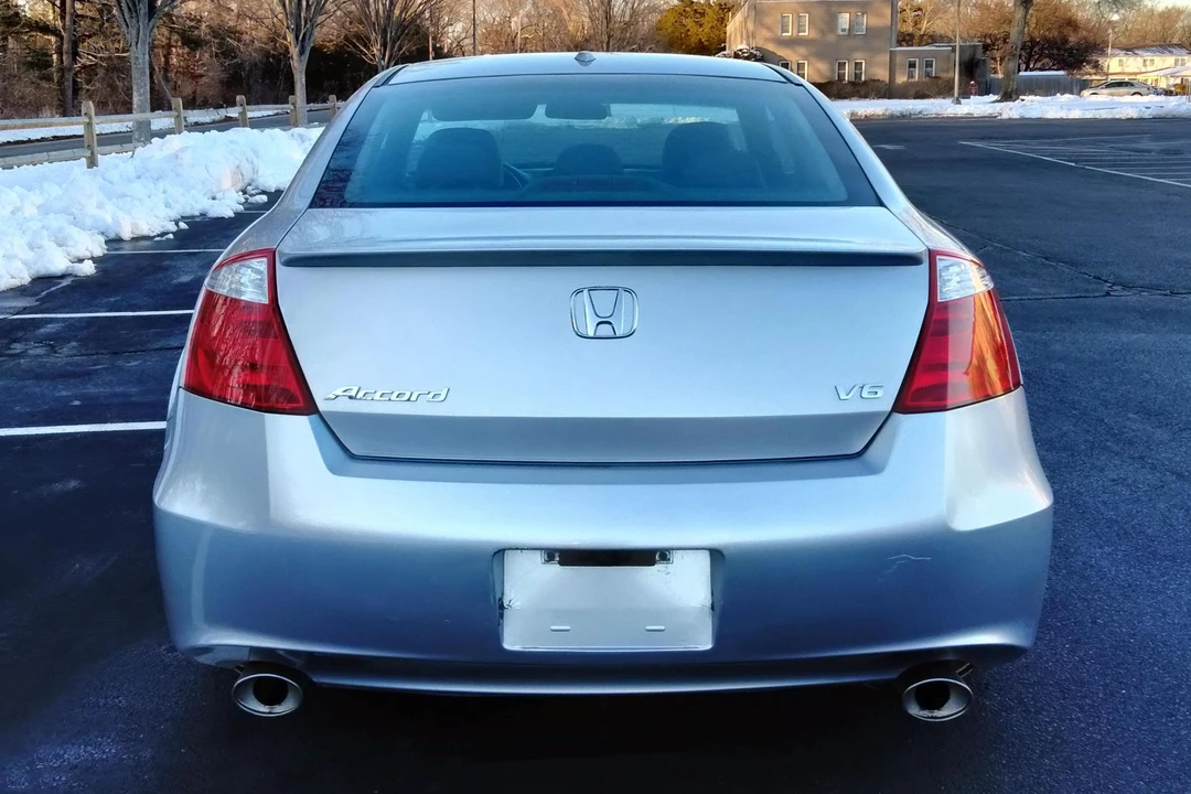 2008 Honda Accord 8th Gen - Image 5 of 31
