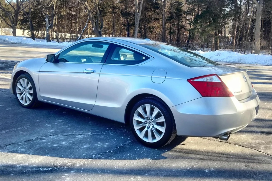 2008 Honda Accord 8th Gen - Image 4 of 31