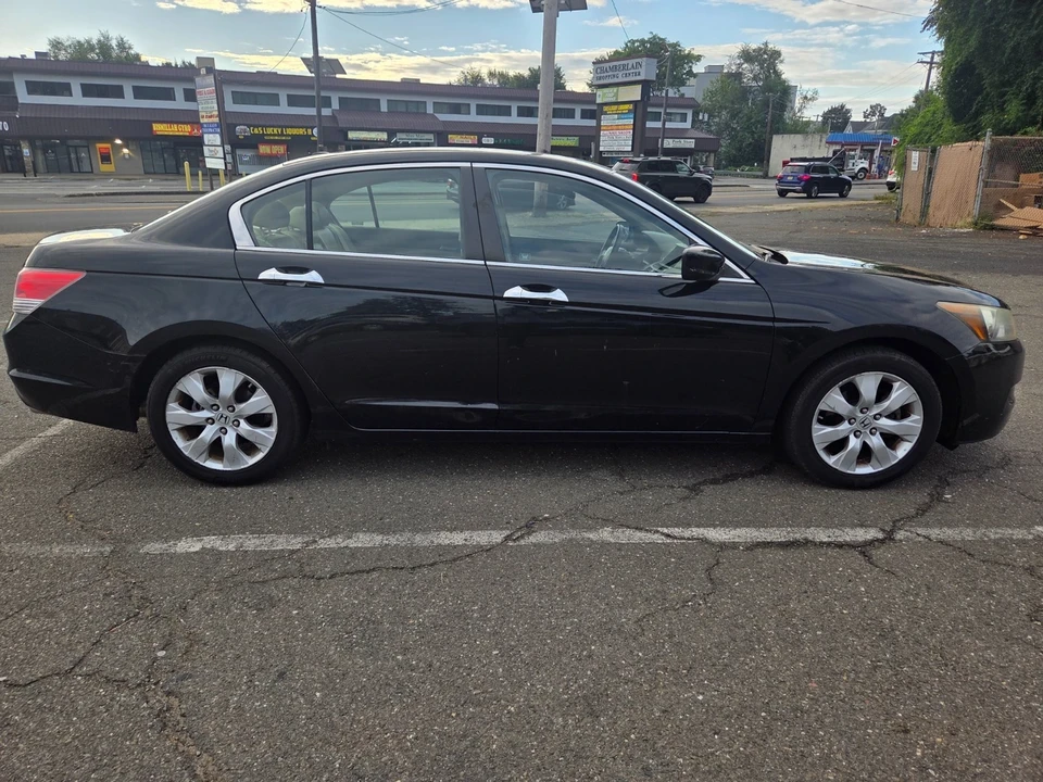 2008 Honda Accord 8th Gen - Image 7 of 21