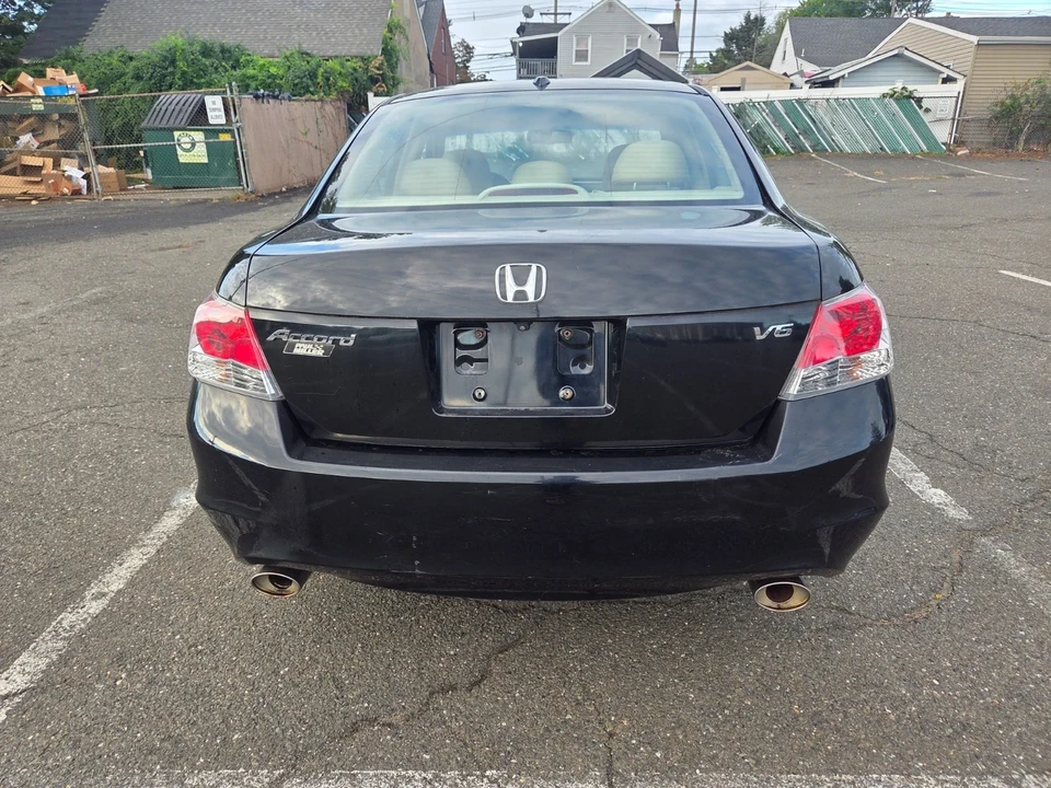 2008 Honda Accord 8th Gen - Image 5 of 21