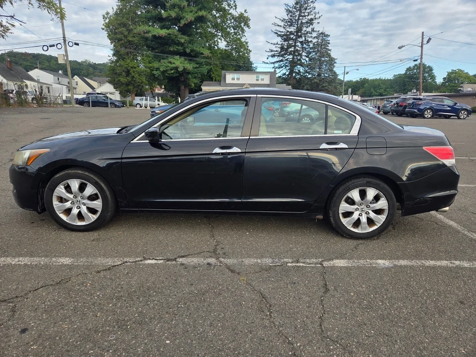 2008 Honda Accord 8th Gen - Image 3 of 21