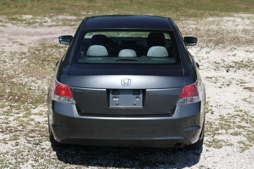 2008 Honda Accord 8th Gen - Image 9 of 21