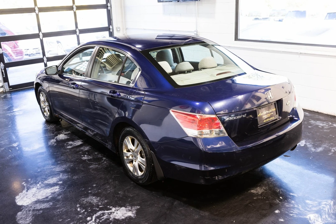 2008 Honda Accord 8th Gen - Image 9 of 12