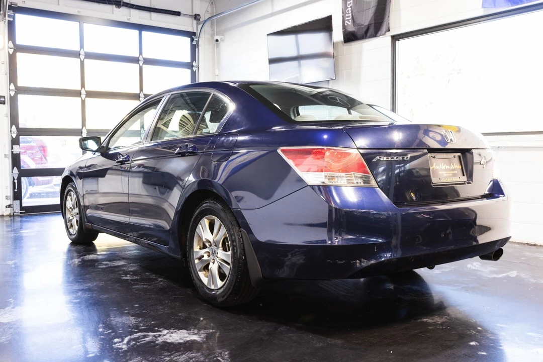 2008 Honda Accord 8th Gen - Image 8 of 12
